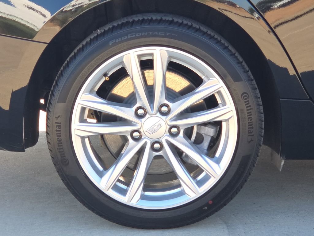 Used 2025 Cadillac CT4 Luxury image 9