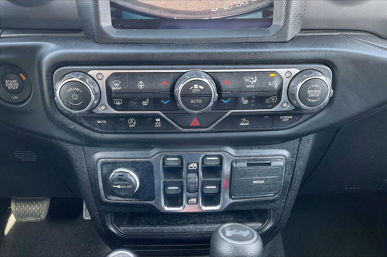 Certified 2023 Jeep Wrangler Willys image 19