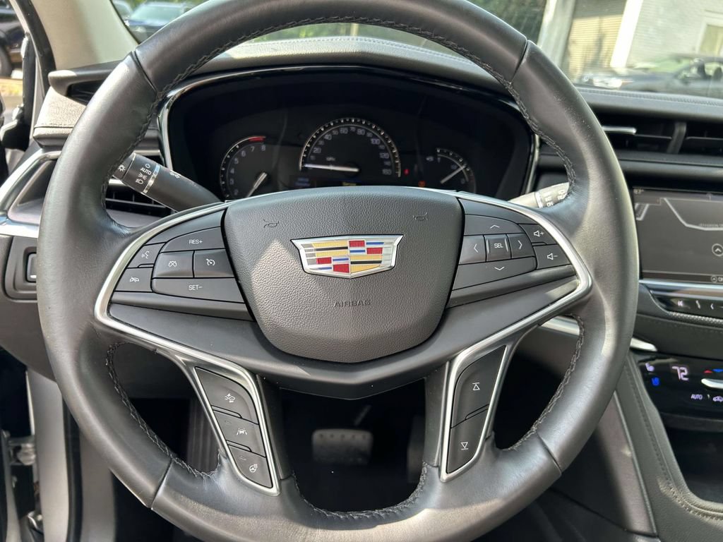 Used 2018 Cadillac XT5 Premium Luxury FWD image 22