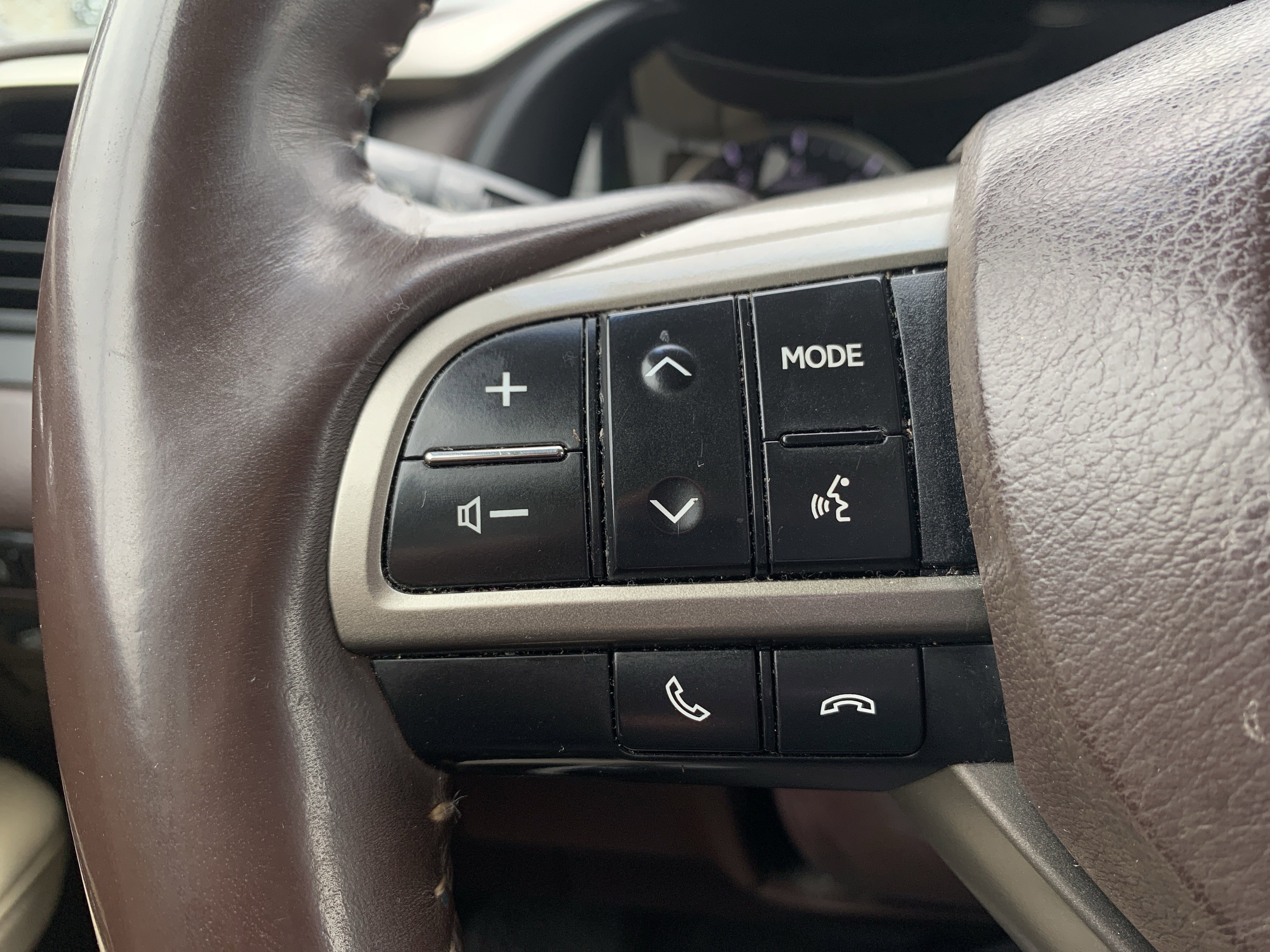 Used 2017 Lexus RX 350 350 w/ Premium Package image 19