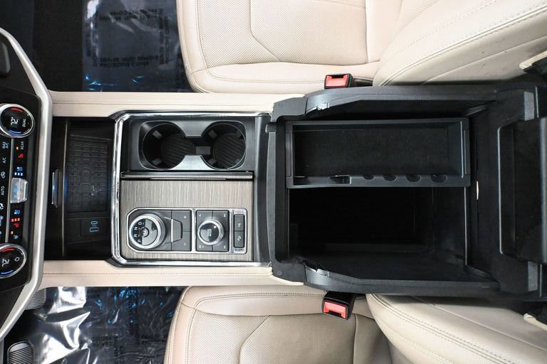 Used 2023 Ford Expedition Limited image 40