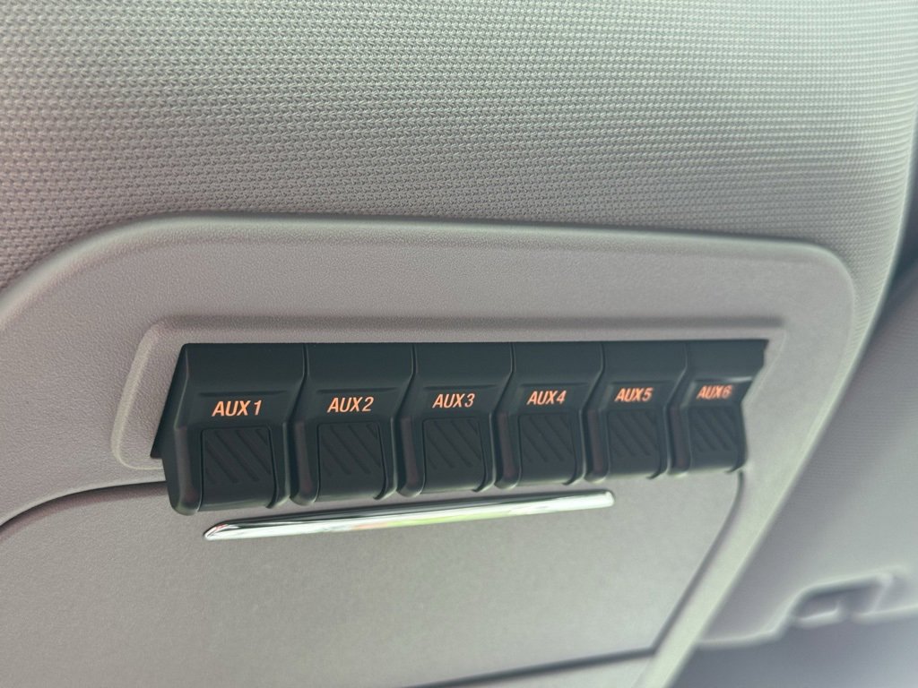 New 2025 Ford F350 Lariat w/ Lariat Ultimate Package image 45