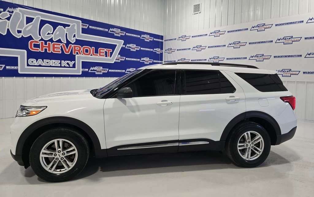 Used 2020 Ford Explorer XLT w/ Comfort Package image 4