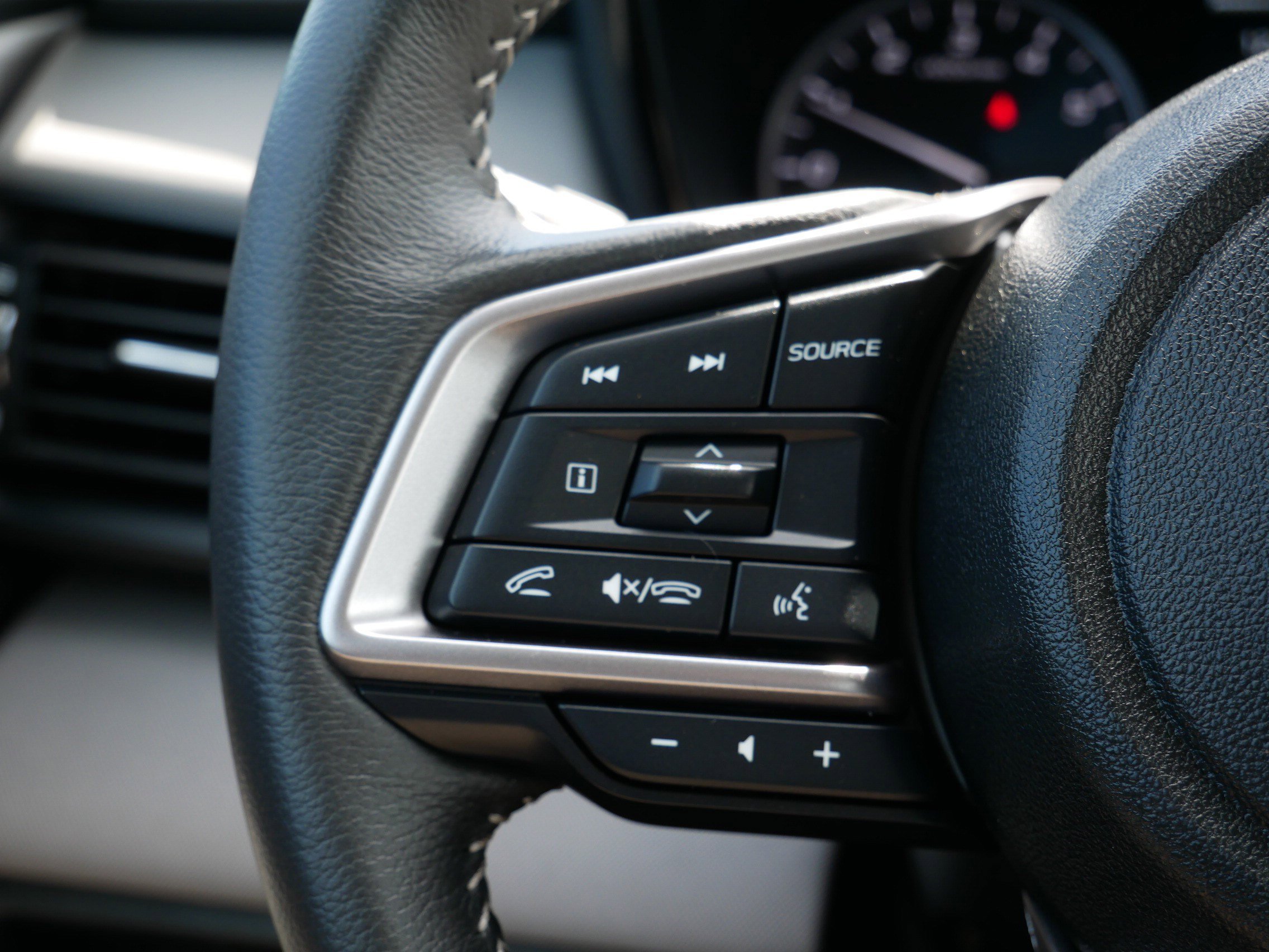 Certified 2025 Subaru Legacy Premium image 28