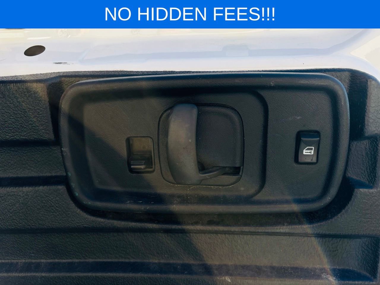 Used 2020 Chevrolet Express 2500 w/ Driver Convenience Package image 14