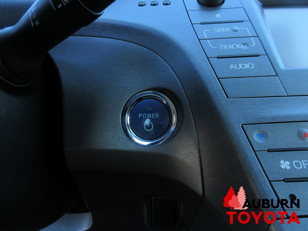 Used 2013 Toyota Prius Two image 14