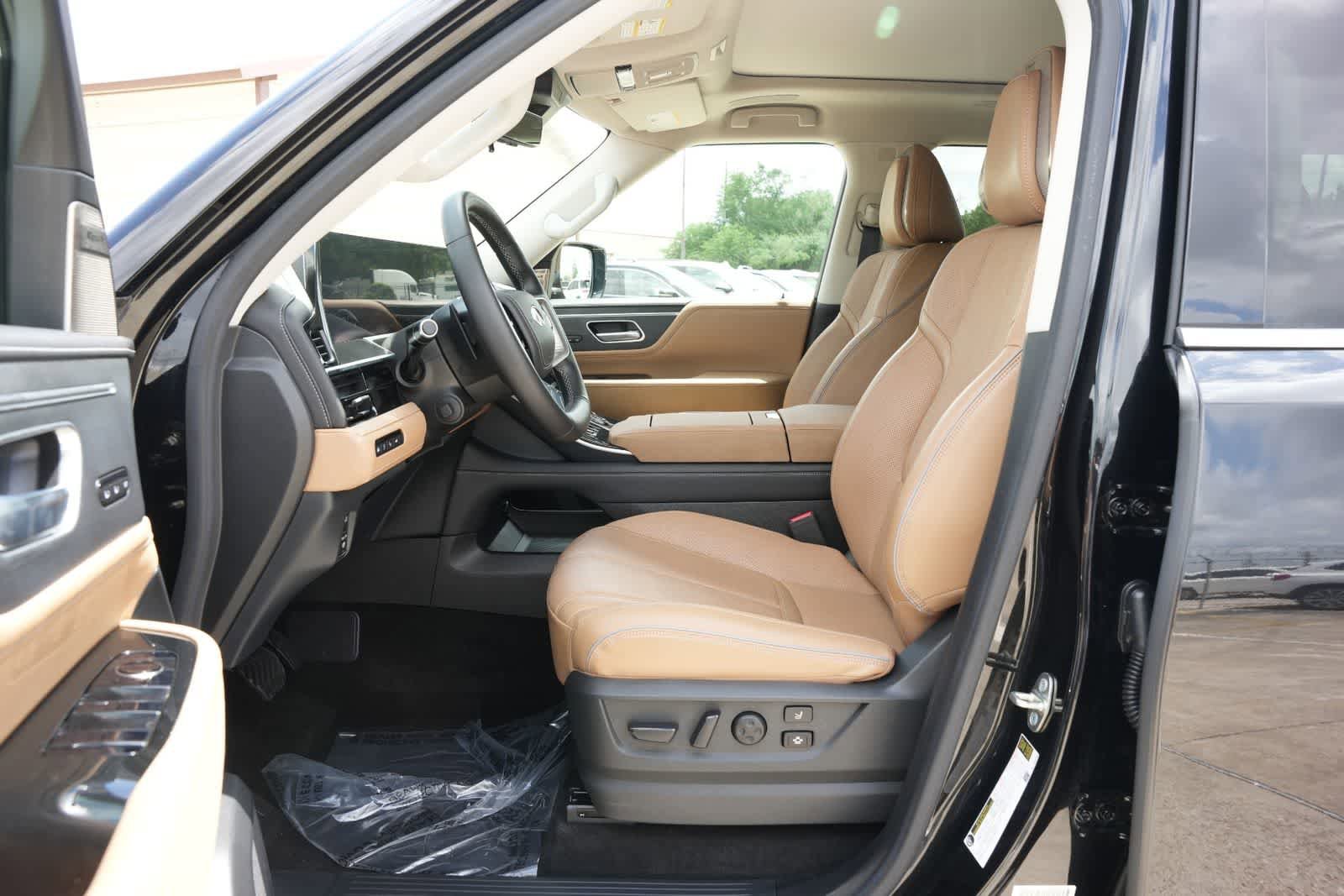 Certified 2025 INFINITI QX80 Sensory AWD/4WD image 12