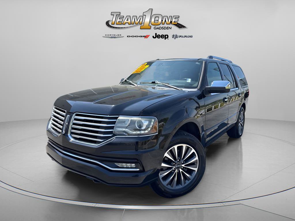 Used 2016 Lincoln Navigator Select image 4