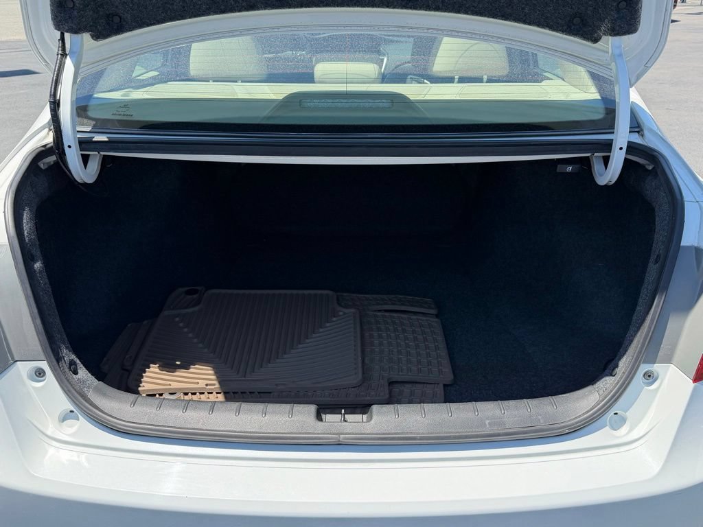 Used 2015 Honda Accord Touring image 24