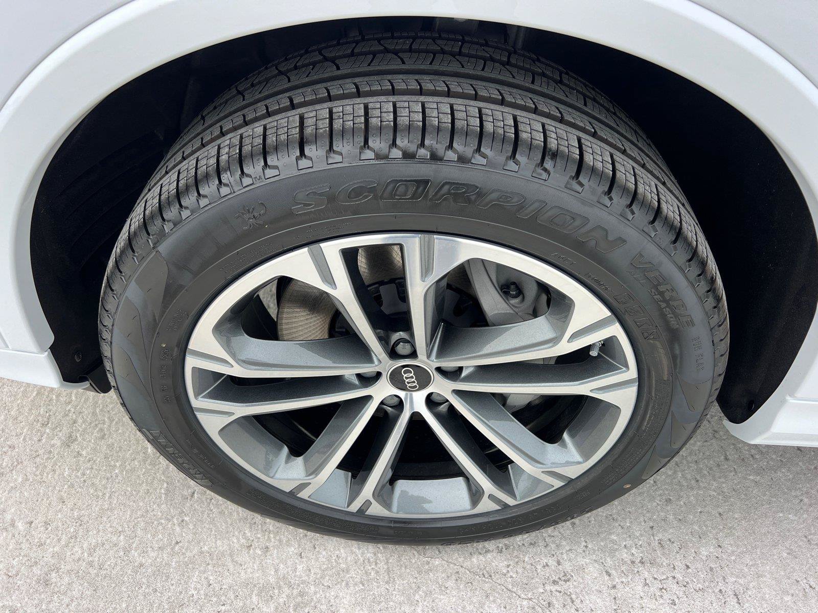 New 2026 Audi Q7 2.0T Premium AWD/4WD image 11