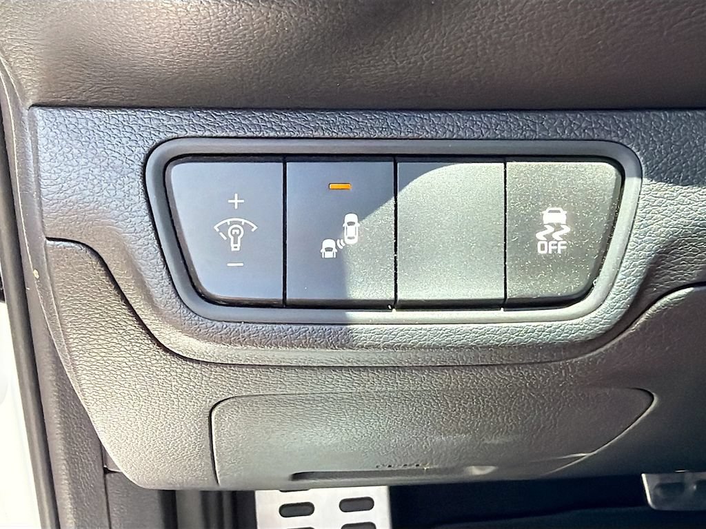 Used 2024 Kia Forte GT FWD image 22