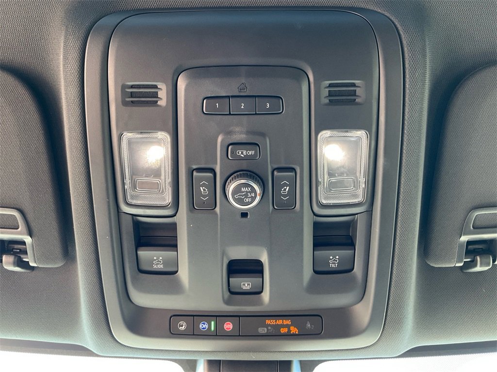 Used 2021 Chevrolet Tahoe RST w/ Luxury Package image 31