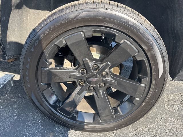 Used 2019 Chevrolet Suburban Premier w/ Premier Plus Edition AWD/4WD image 33