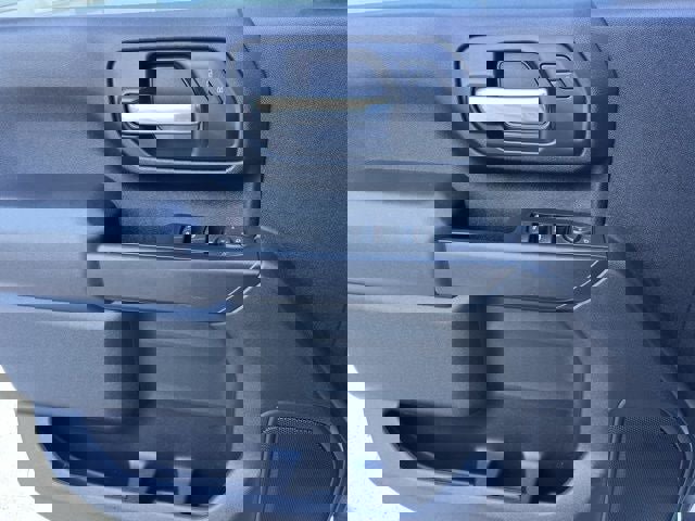 Used 2024 GMC Sierra 2500 Pro w/ Convenience Package image 31