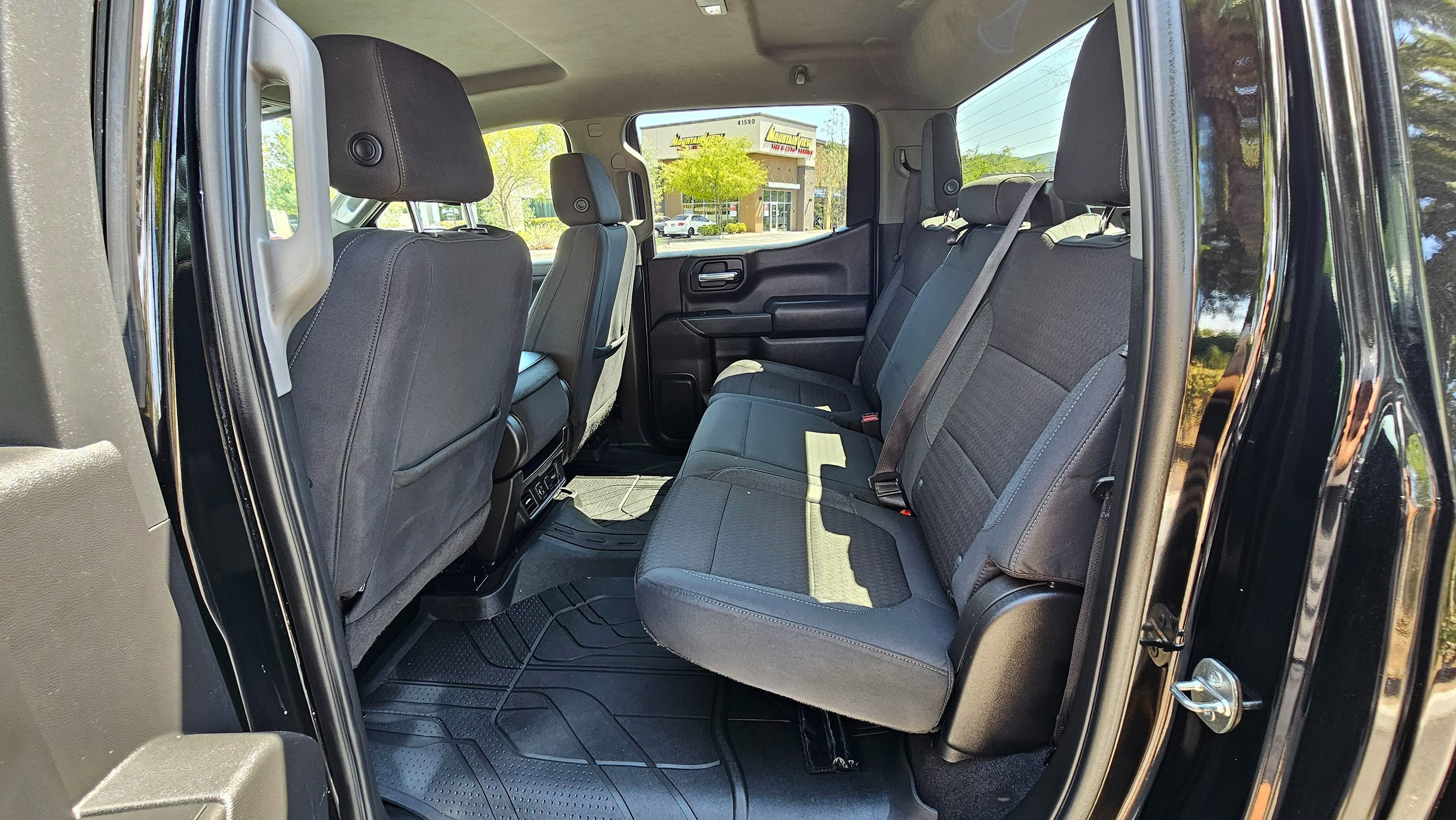 Used 2022 Chevrolet Silverado 1500 LT w/ LPO, Liner Protection Package RWD image 18