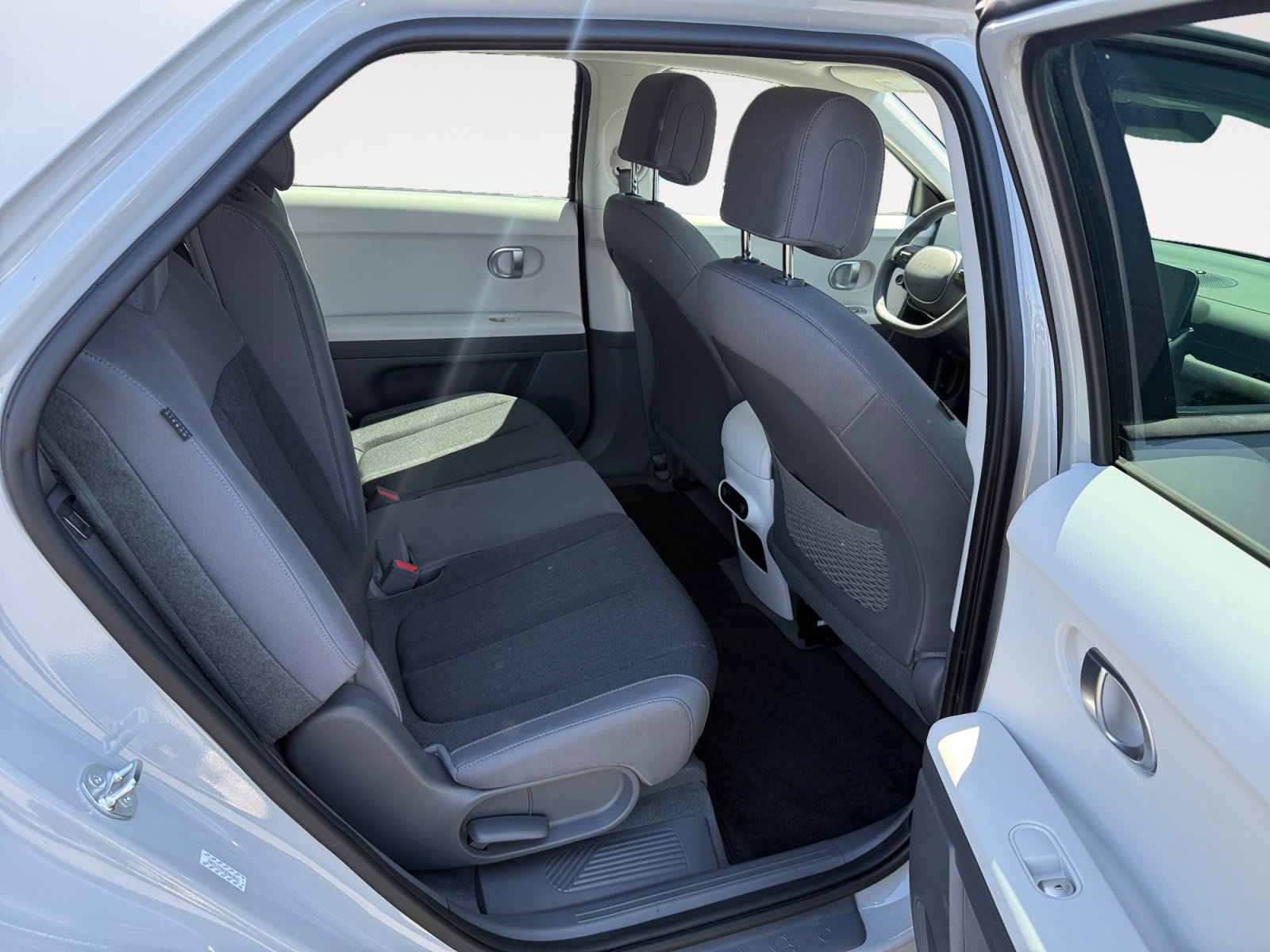 Certified 2024 Hyundai Ioniq 5 SEL RWD image 18