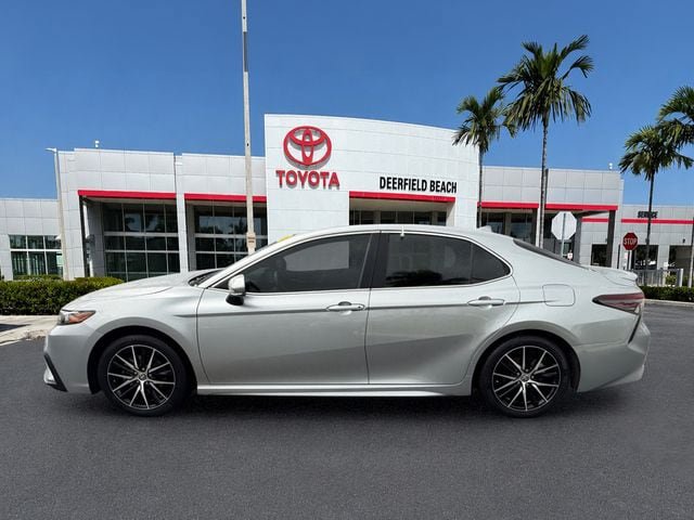 Certified 2024 Toyota Camry SE FWD image 4