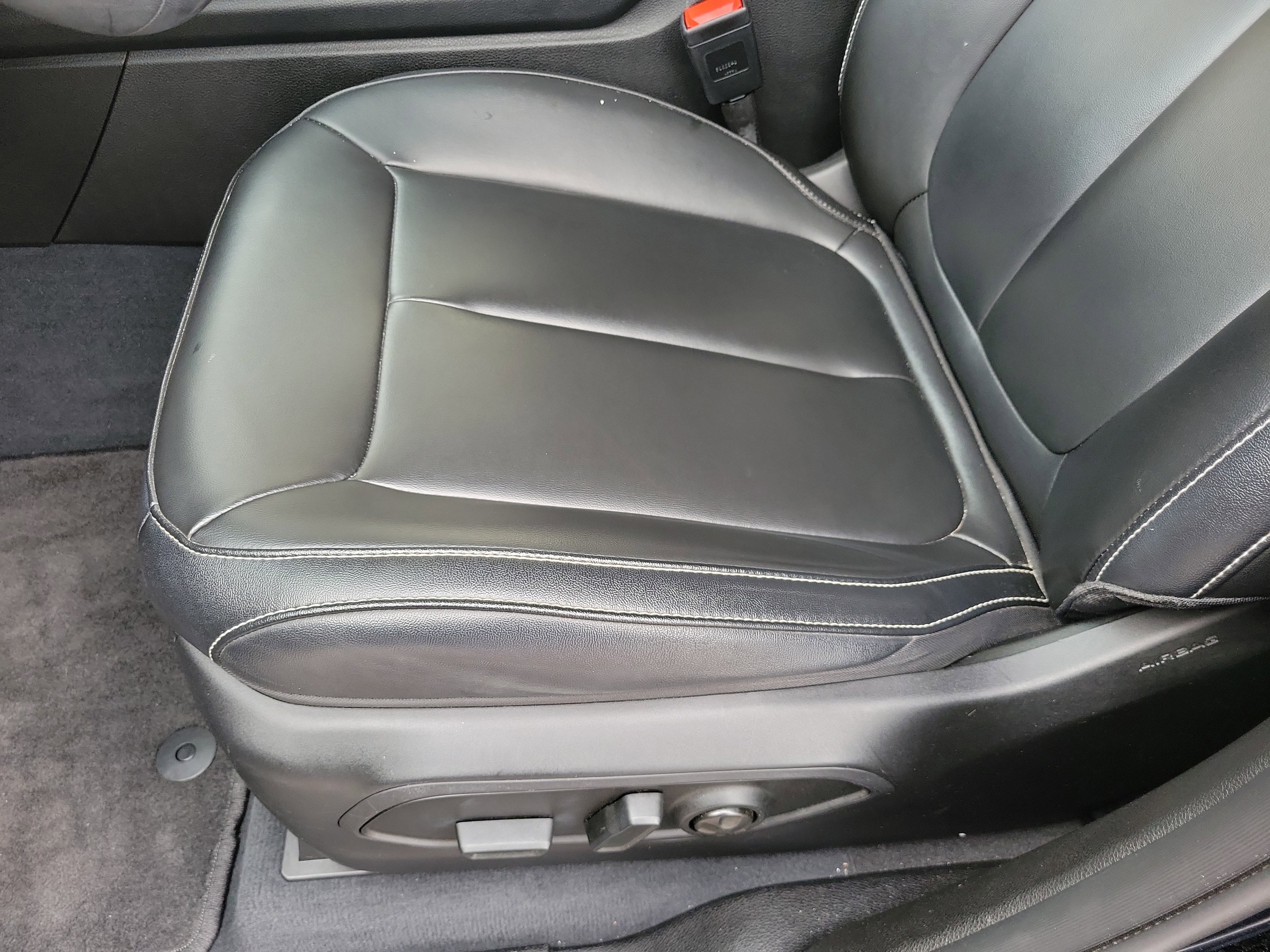 Used 2023 Jeep Grand Cherokee L Limited image 10