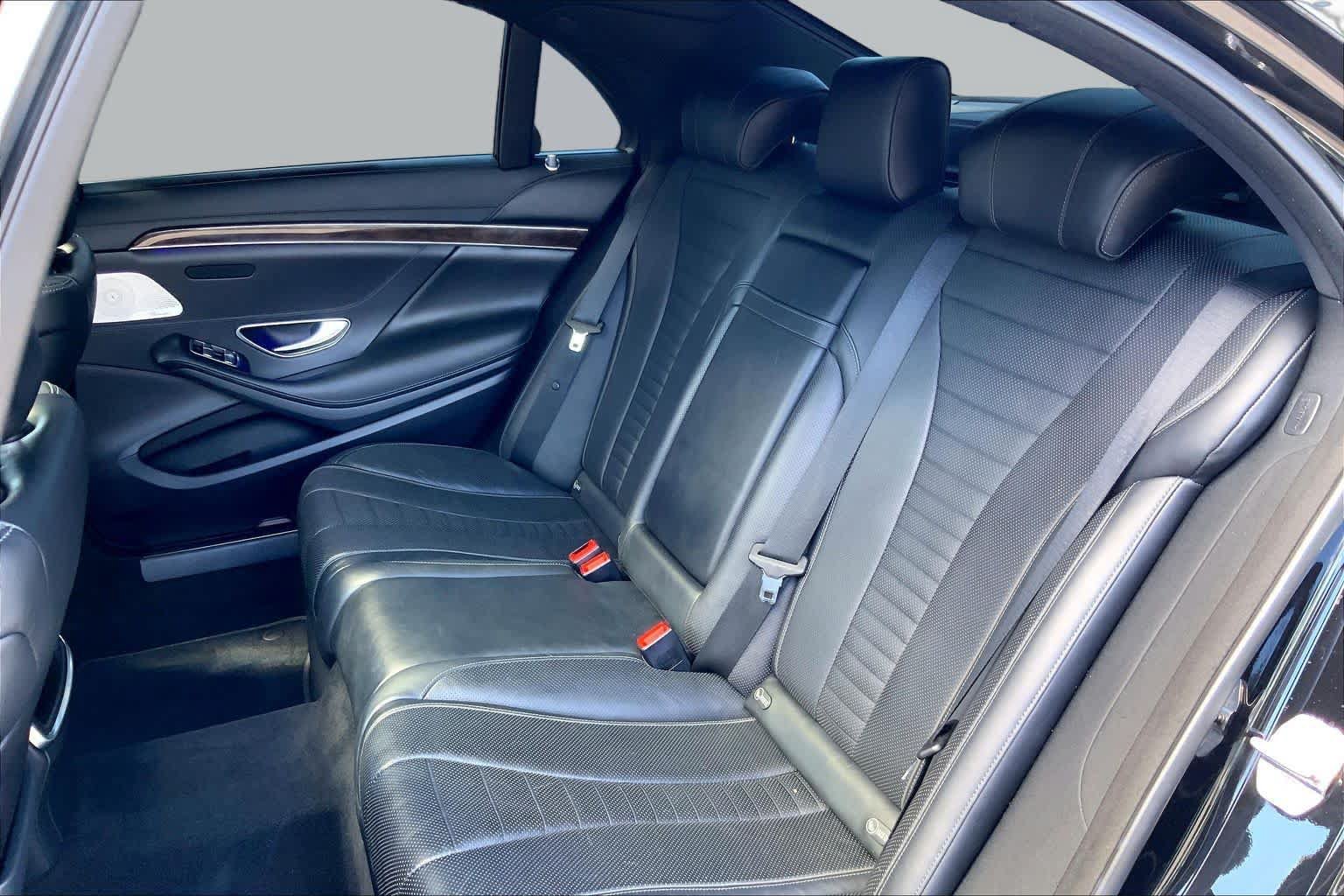 Used 2019 Mercedes-Benz S 560 4MATIC Sedan image 21