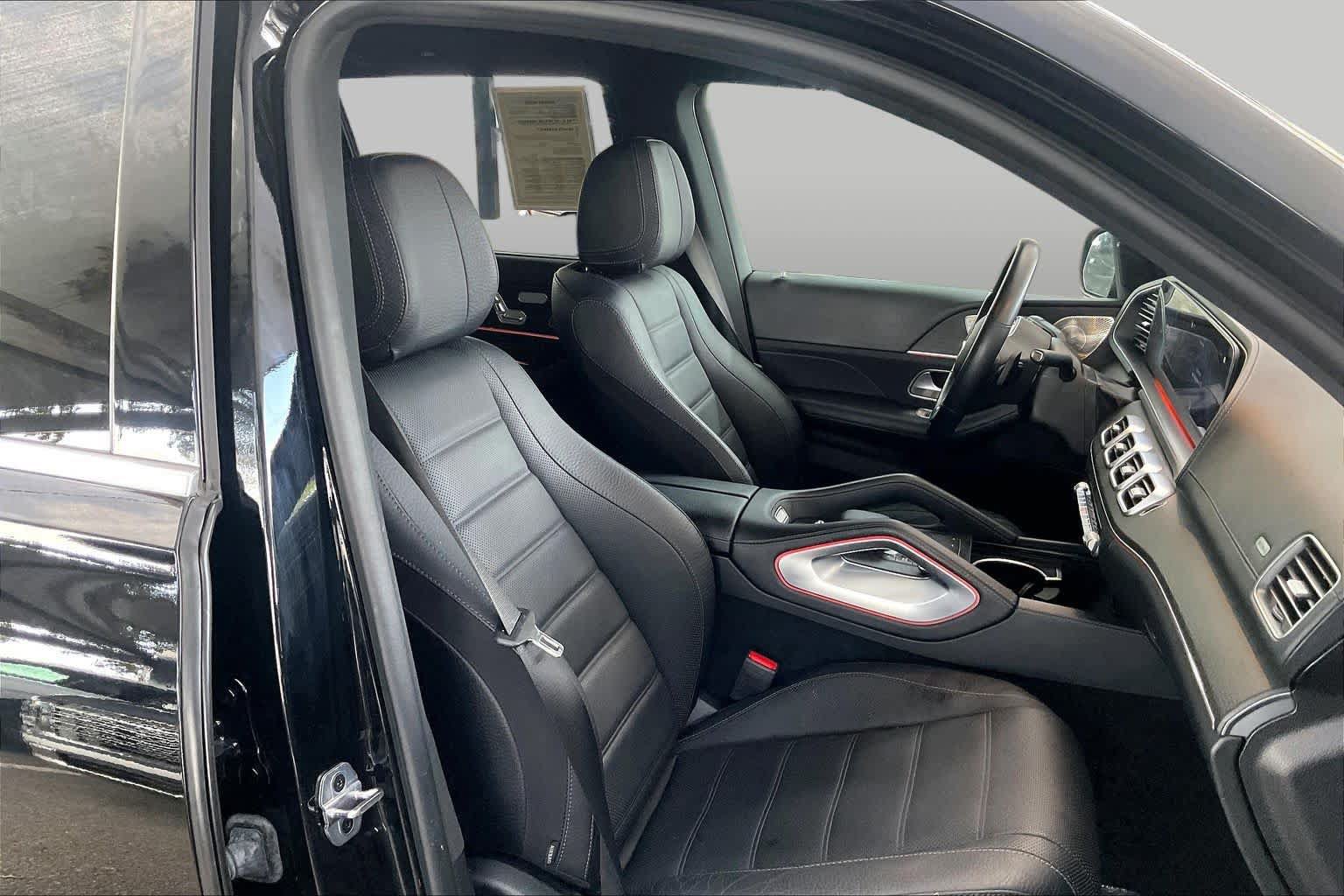 Used 2022 Mercedes-Benz GLS 450 4MATIC image 9