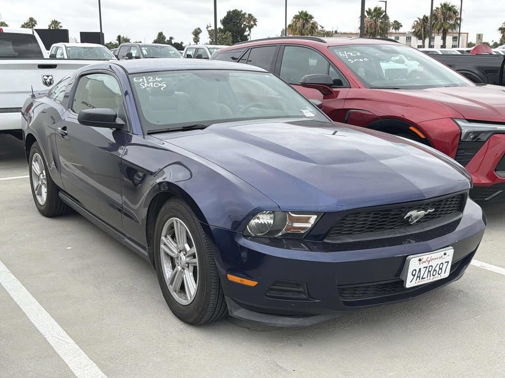 Used 2012 Ford Mustang Coupe RWD image 17