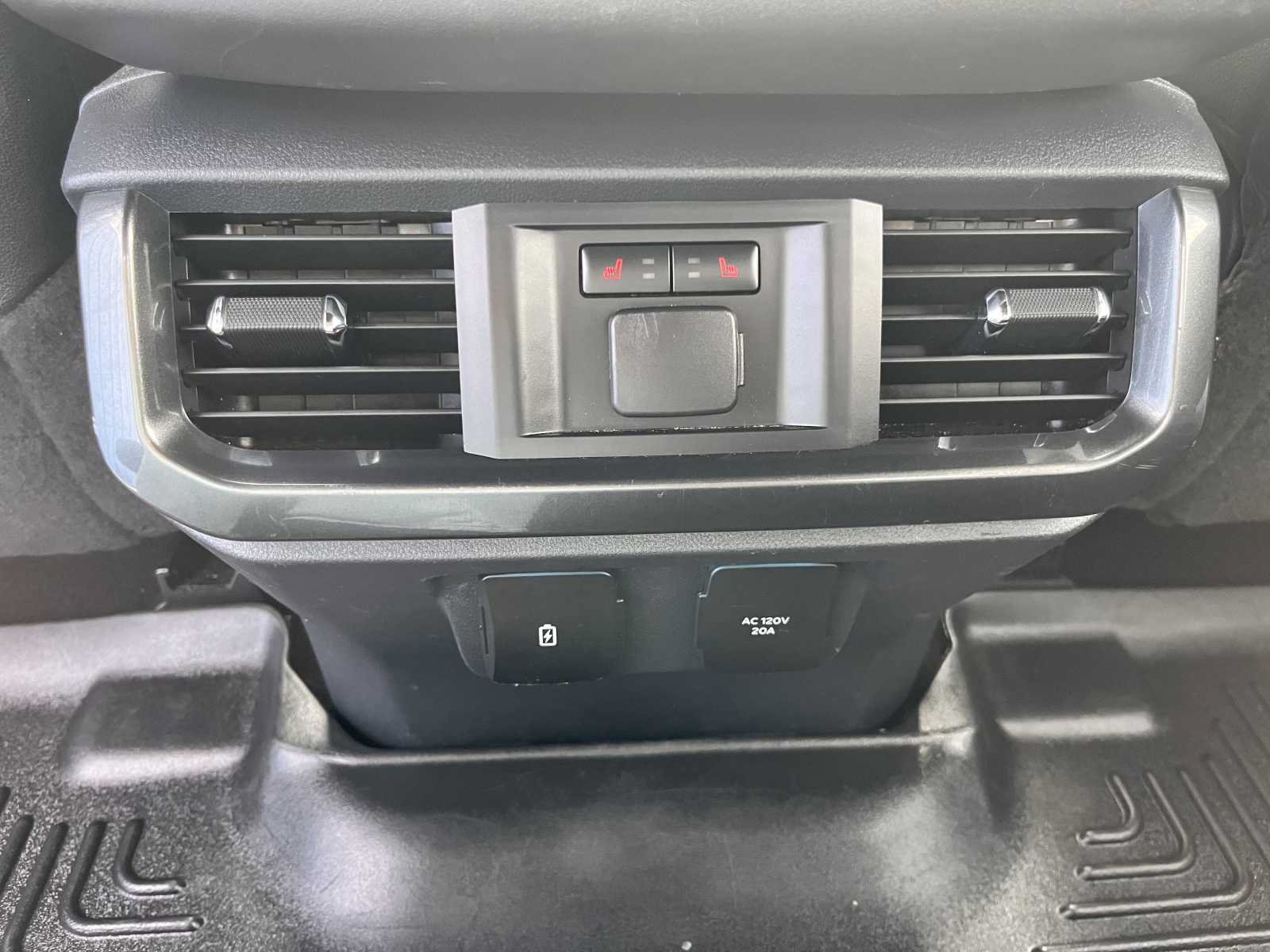 Used 2022 Ford F150 Lariat w/ Equipment Group 502A High AWD/4WD image 47