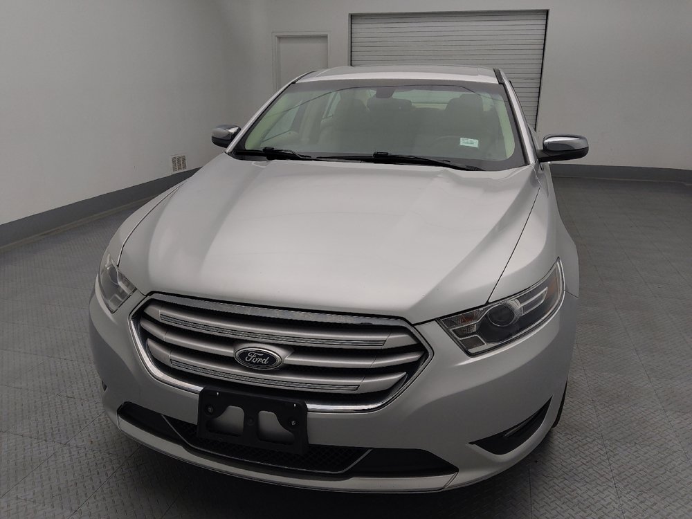Used 2016 Ford Taurus Limited FWD image 15
