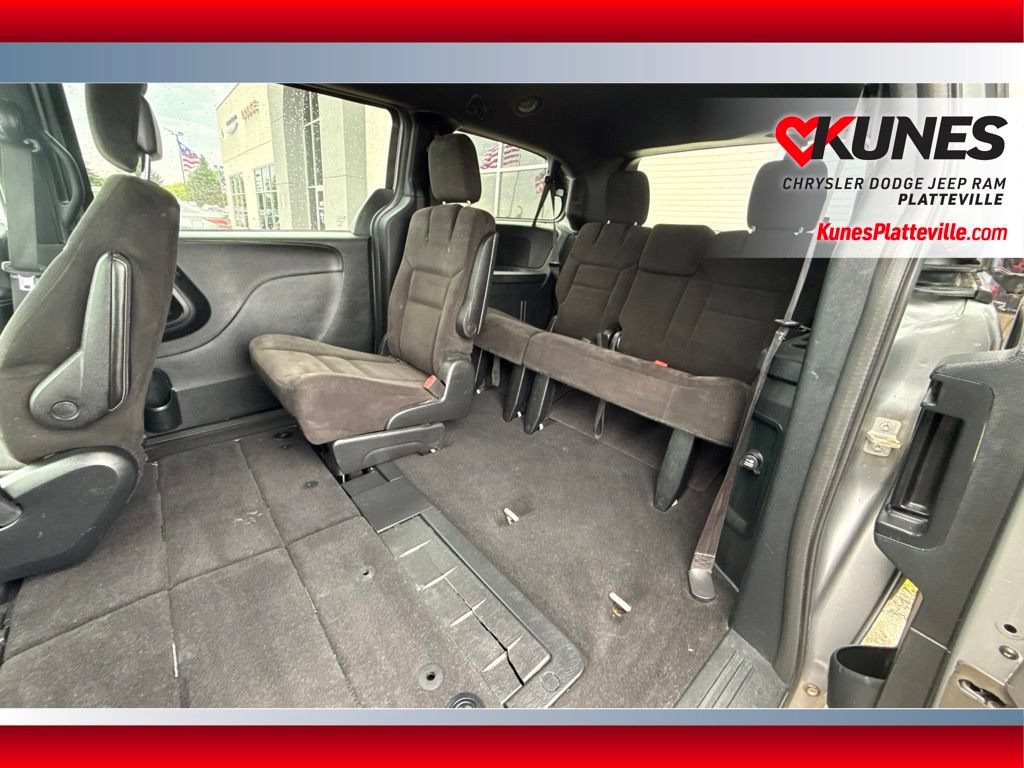 Used 2015 Dodge Grand Caravan SE w/ Quick Order Package 29E SE FWD image 16