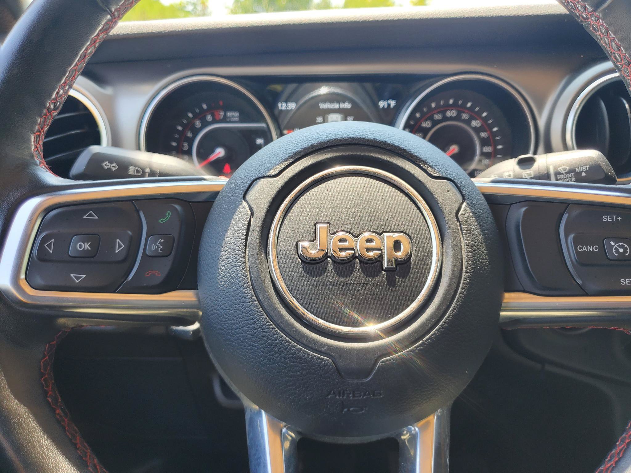 Used 2019 Jeep Wrangler Unlimited Rubicon AWD/4WD image 30