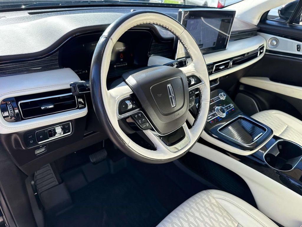 Used 2022 Lincoln Nautilus Black Label w/ Class II Trailer Tow Package image 27