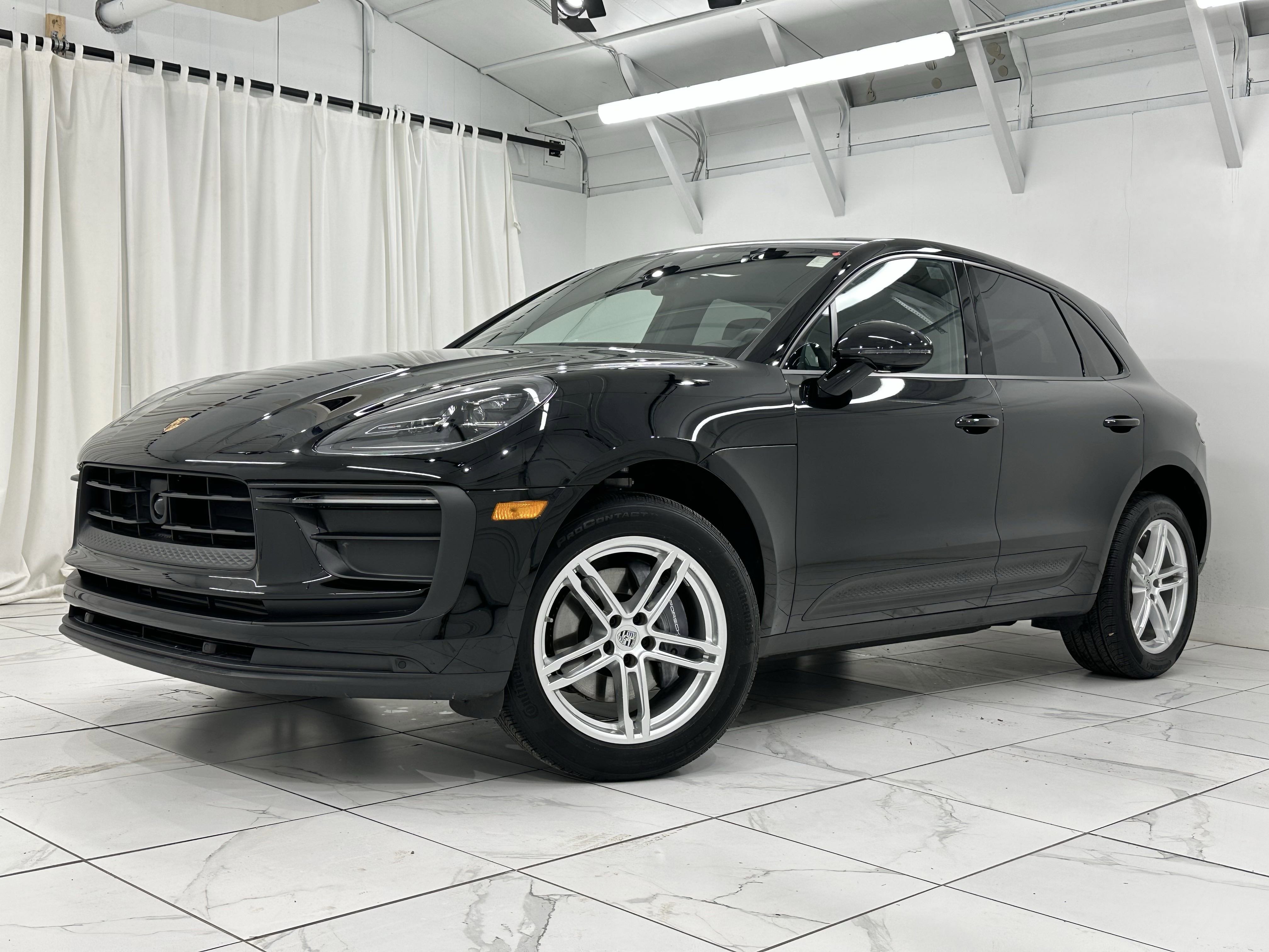 Certified 2024 Porsche Macan image 6