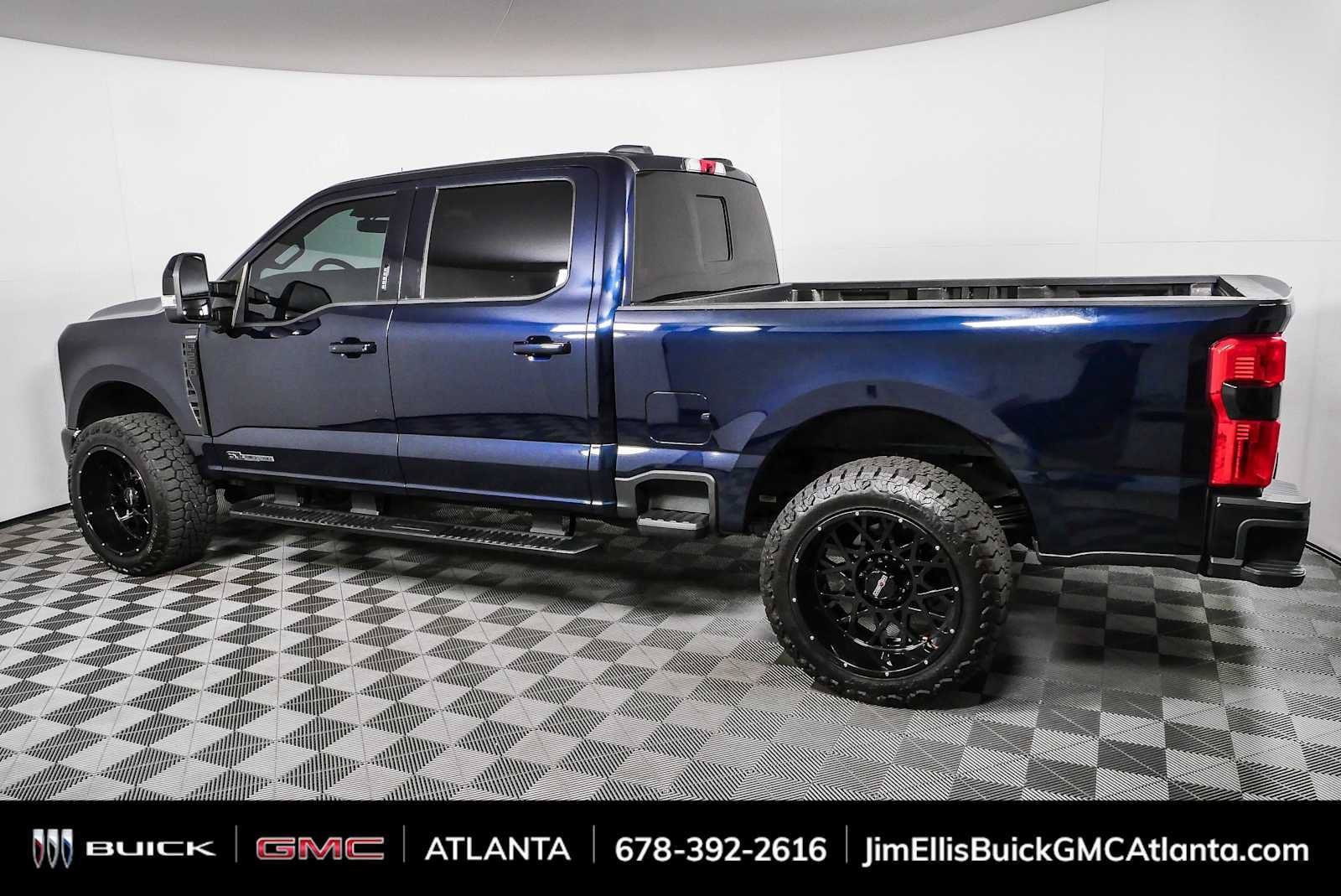 Used 2023 Ford F250 Lariat w/ Sport Appearance Package AWD/4WD image 30