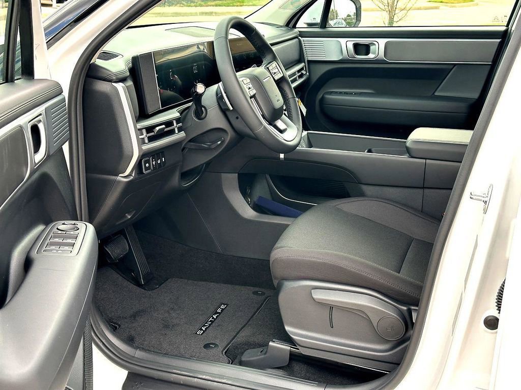 New 2026 Hyundai Santa Fe SE FWD image 11