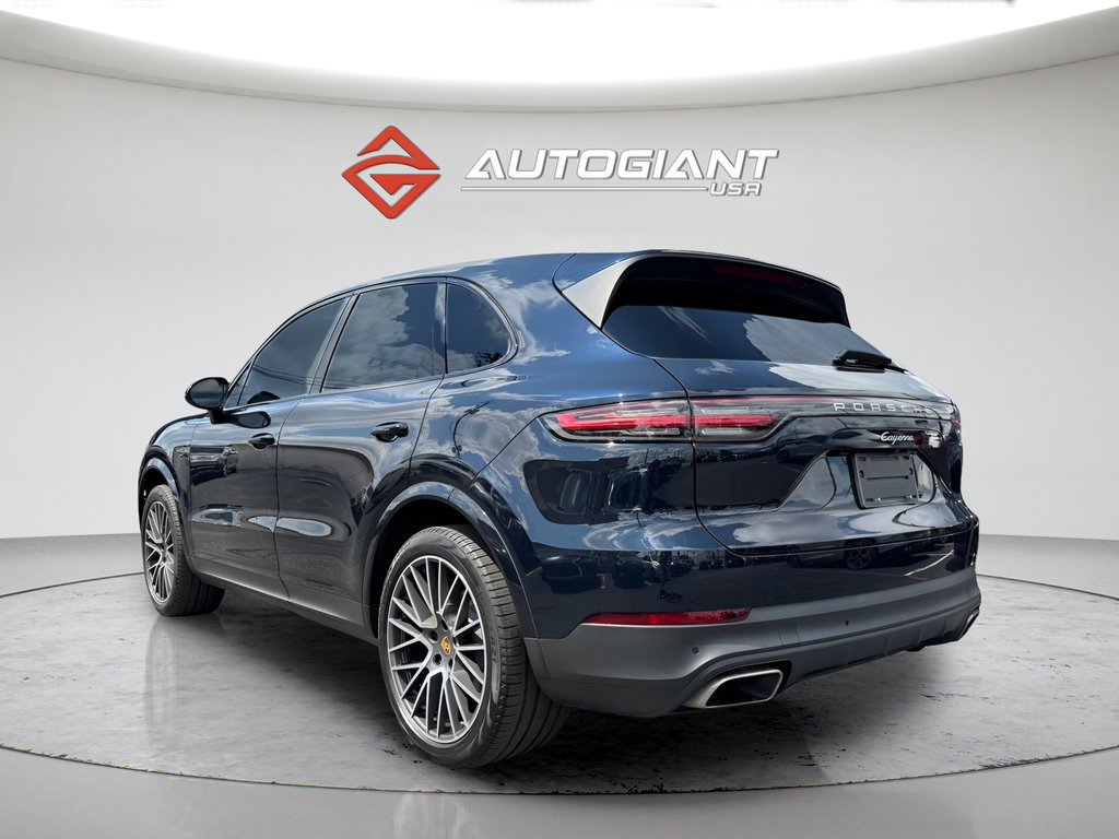 Used 2021 Porsche Cayenne AWD/4WD image 5