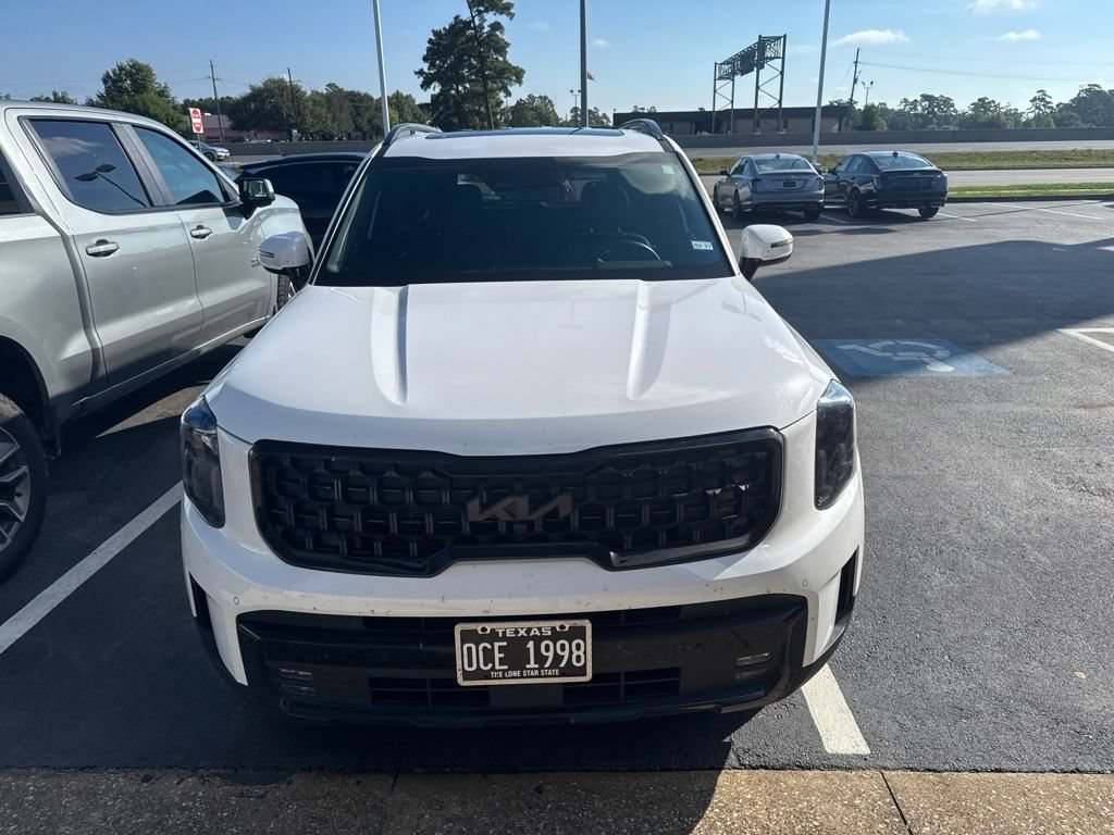 Used 2025 Kia Telluride SX X-Line AWD/4WD image 2