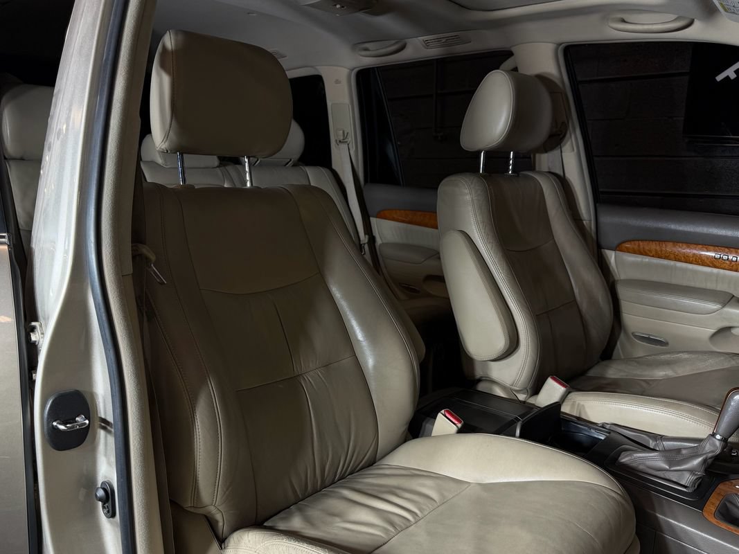 Used 2004 Lexus GX 470 AWD/4WD image 15