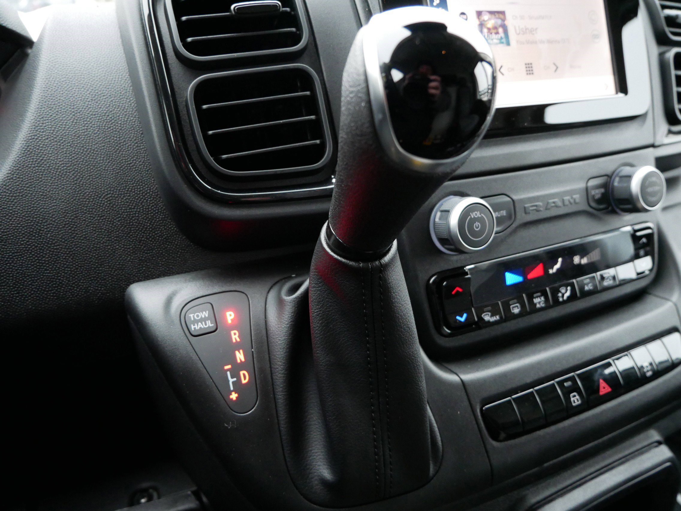 New 2026 RAM ProMaster 2500 w/ Convenience Group image 19