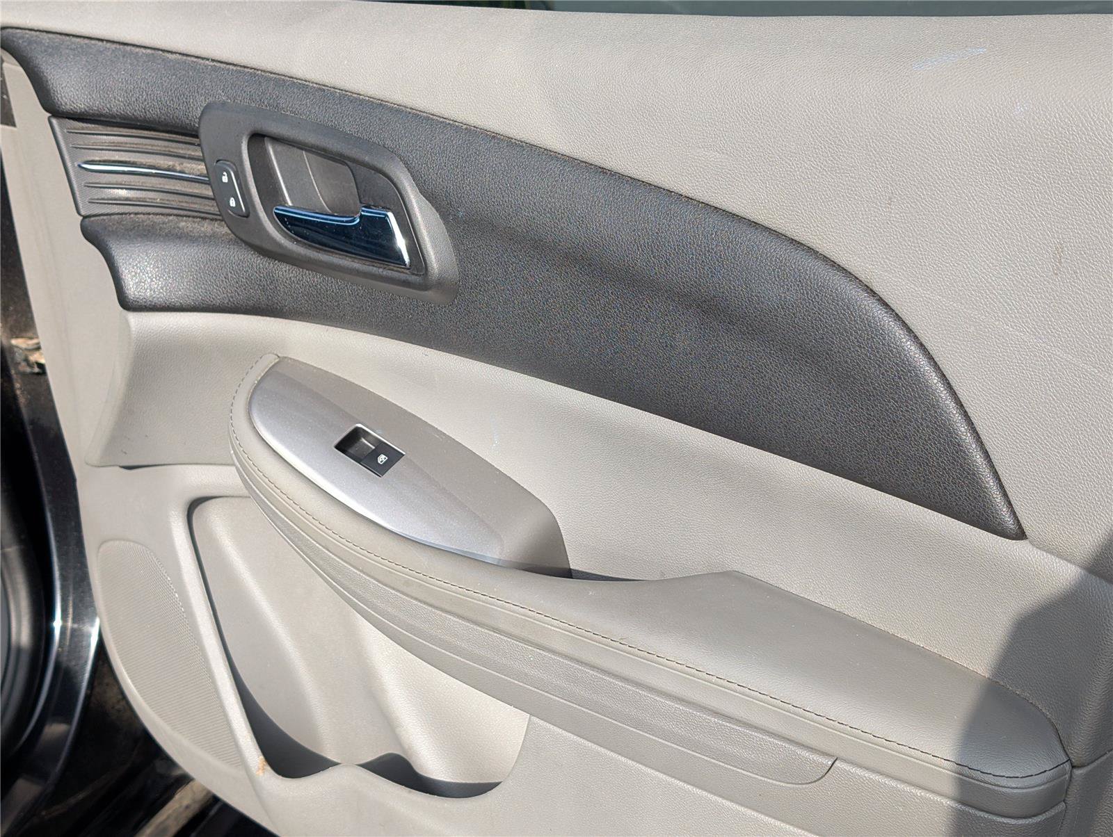 Used 2015 Chevrolet Malibu LS w/ Protection Package FWD image 35