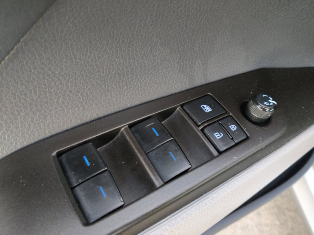 Used 2023 Toyota Camry LE FWD image 27