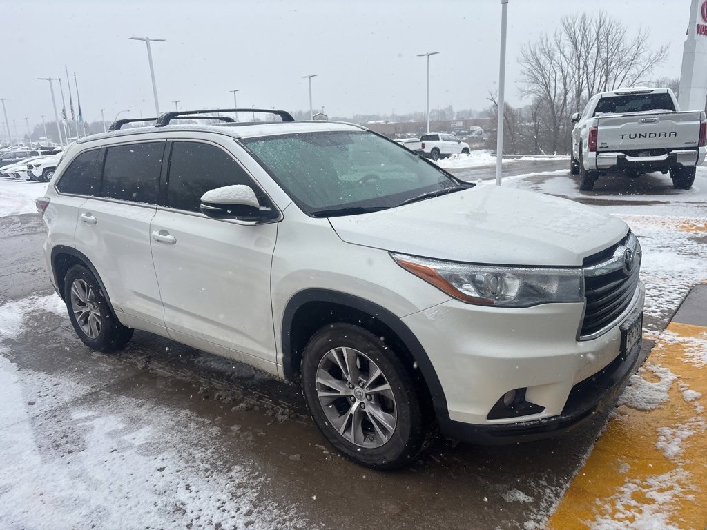 Used 2015 Toyota Highlander XLE image 15