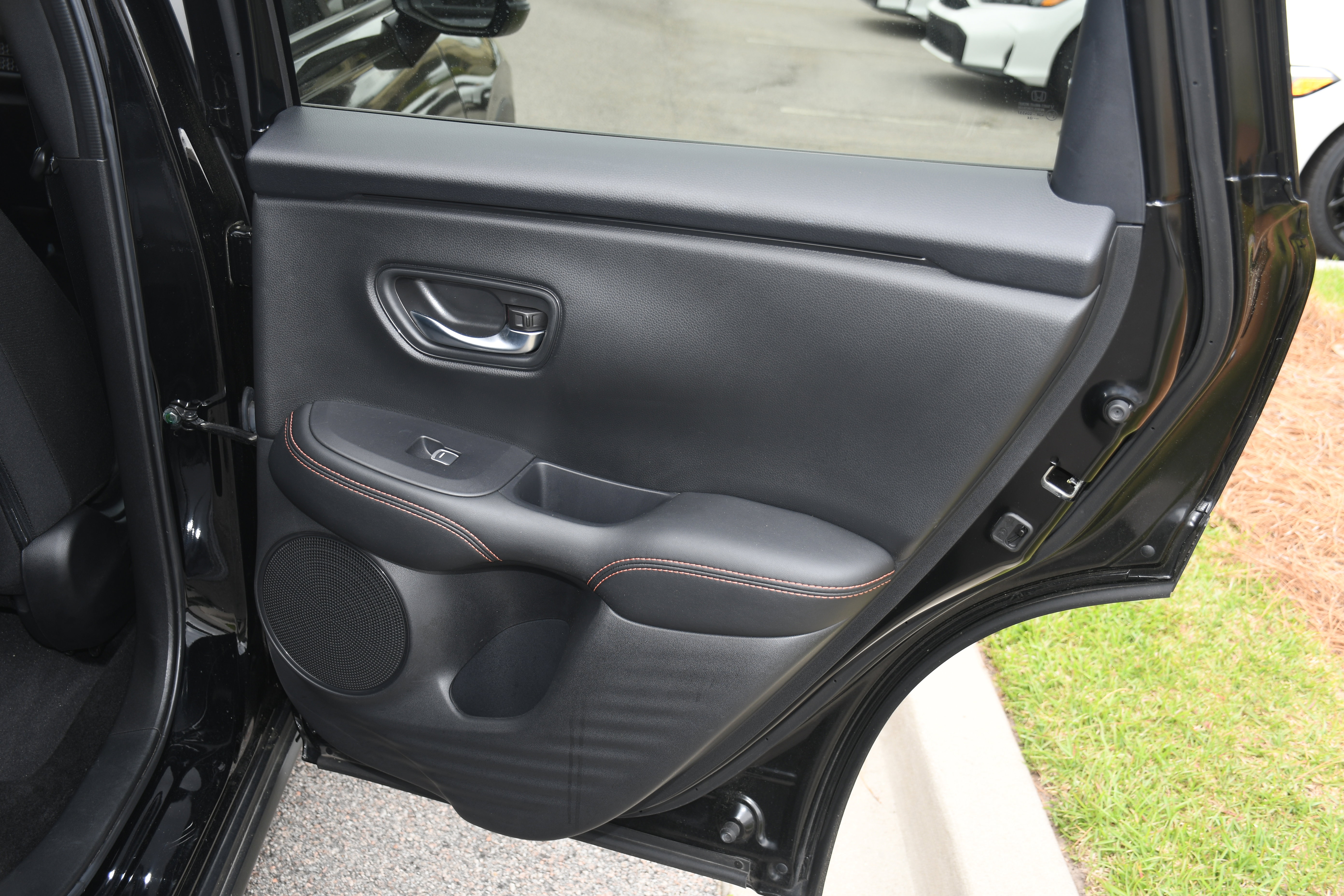 Used 2024 Honda HR-V Sport image 19