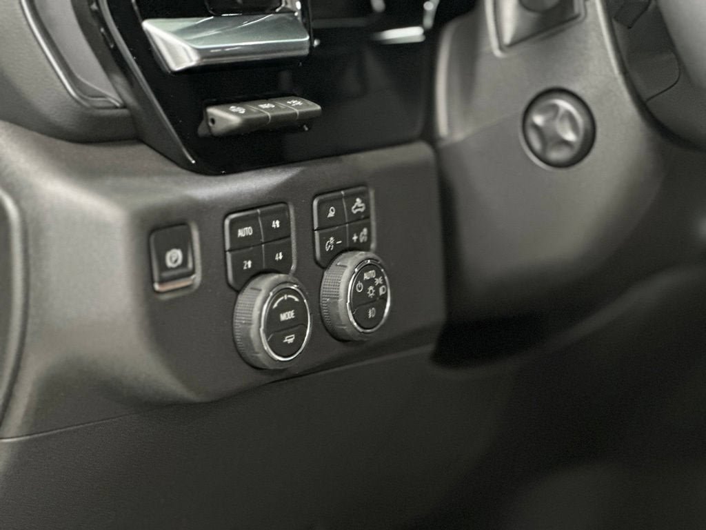 New 2026 Chevrolet Silverado 1500 High Country w/ Technology Package AWD/4WD image 20