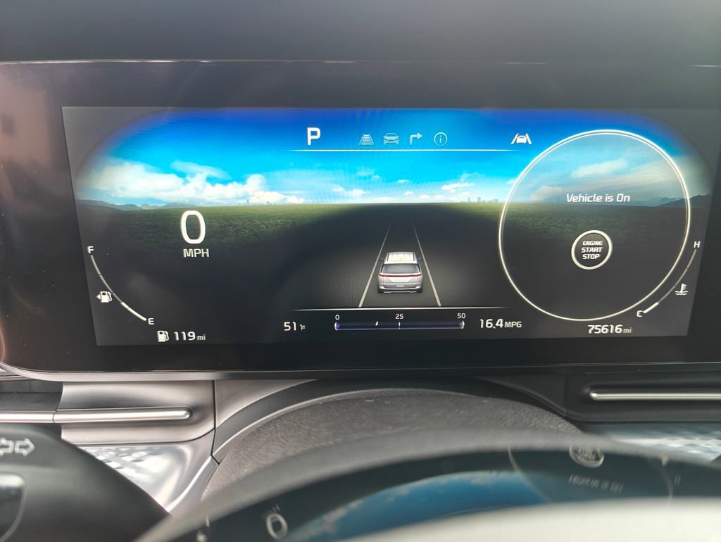 Used 2022 Kia Carnival SX Prestige image 23