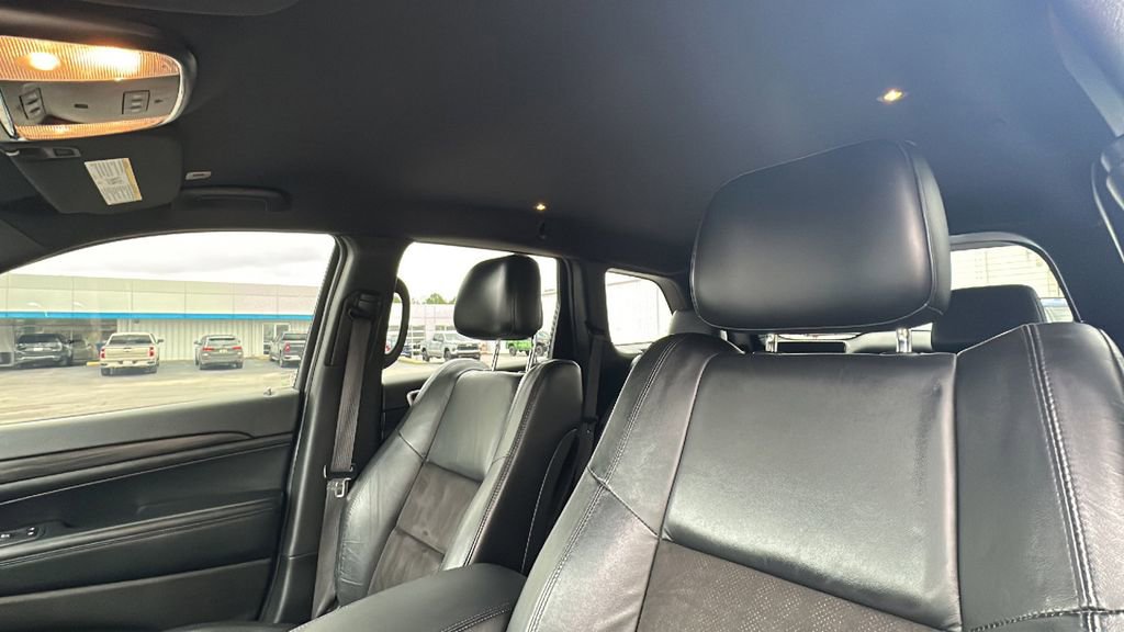 Used 2020 Jeep Grand Cherokee Altitude image 13