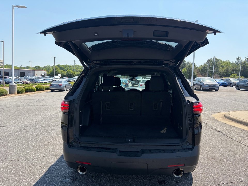 Used 2022 Chevrolet Traverse LT AWD/4WD image 19