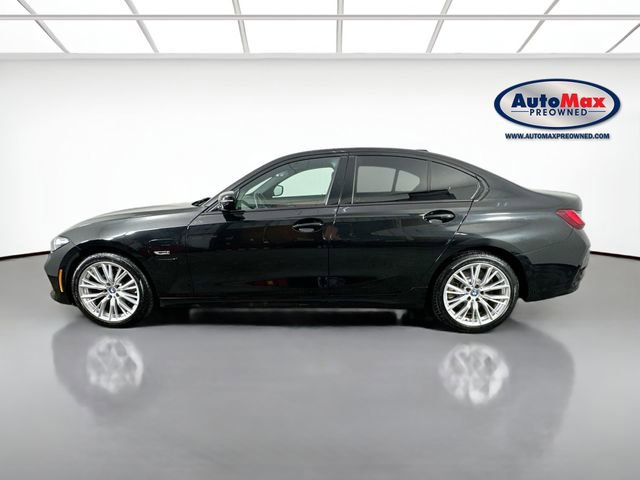 Used 2023 BMW 330e xDrive w/ Convenience Package image 9