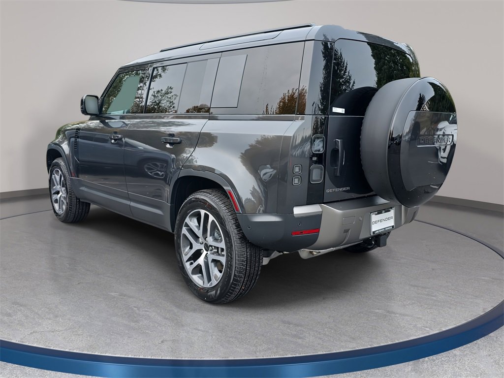 New 2026 Land Rover Defender 110 S image 7