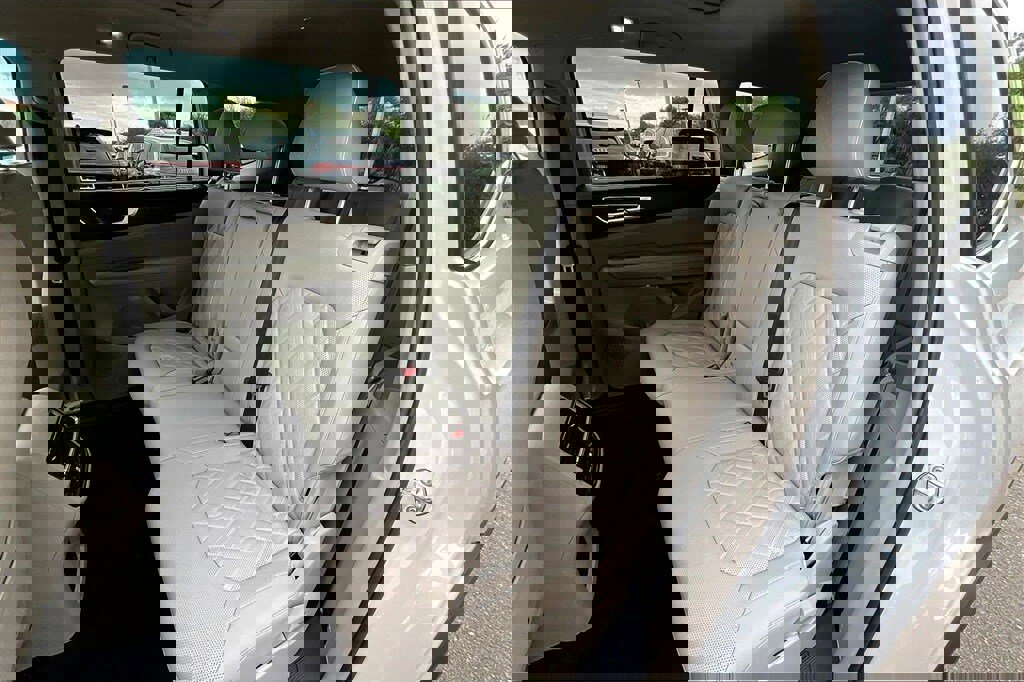 New 2026 Volkswagen Atlas SEL Premium R-Line image 16