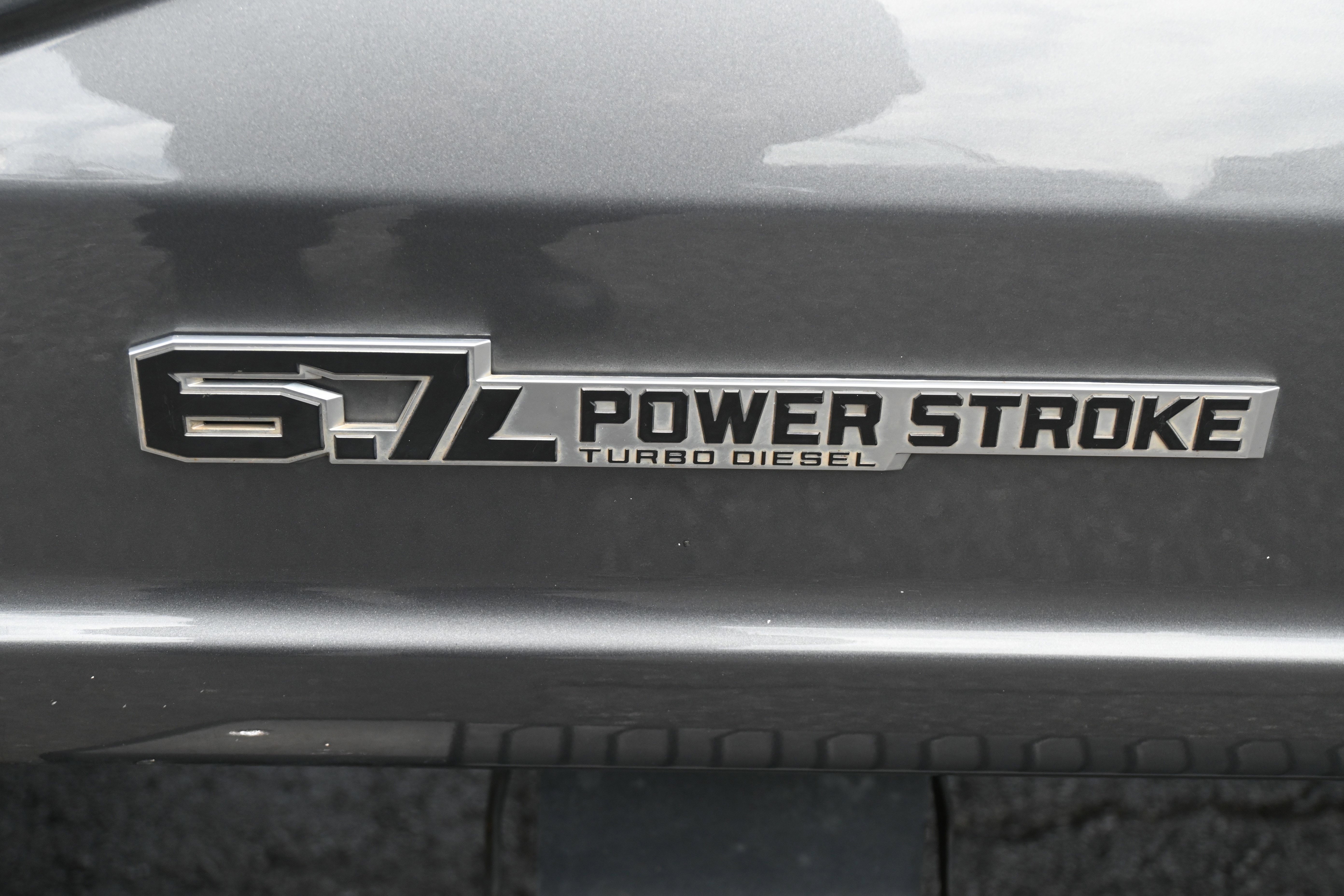 Used 2023 Ford F250 Lariat w/ Sport Appearance Package AWD/4WD image 34
