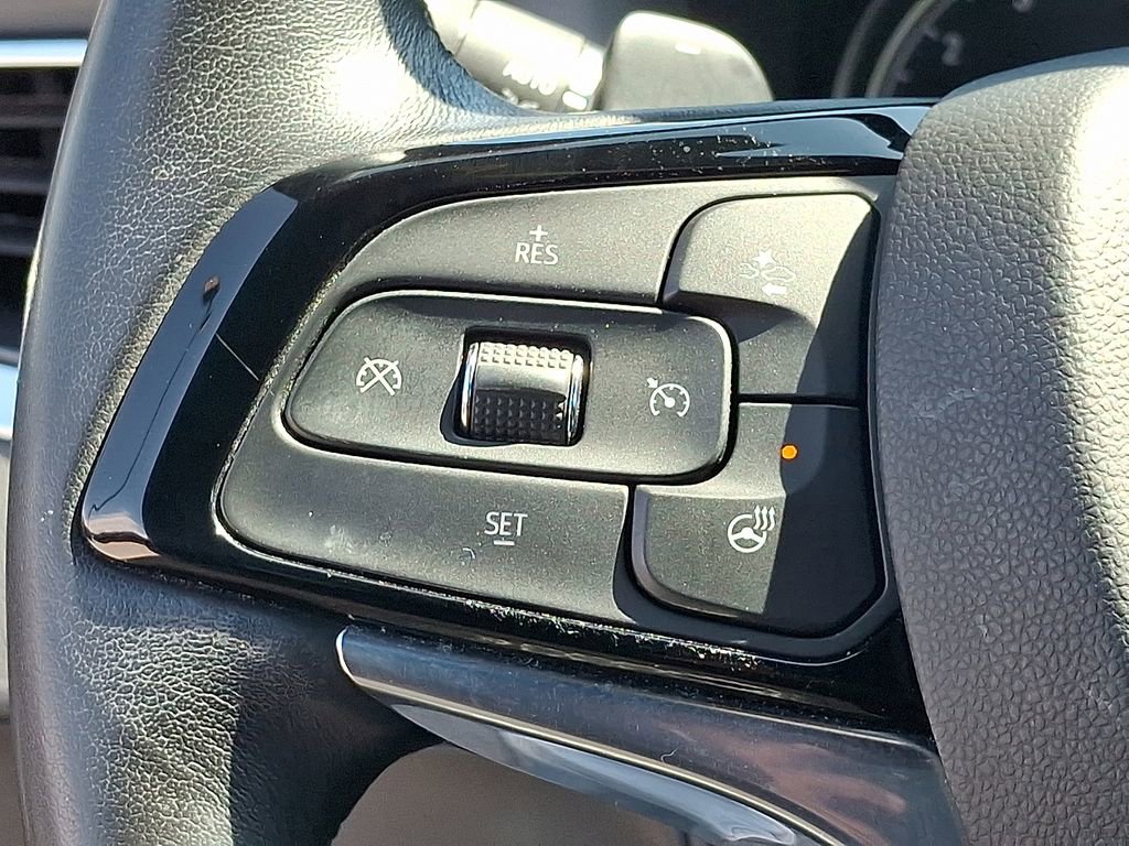 Used 2023 Buick Enclave Essence w/ Sport Touring Edition image 21